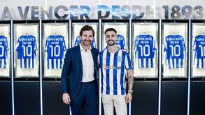 Oficial: Fábio Vieira é reforço do FC Porto por empréstimo do Arsenal