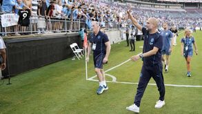 Bónus para todos: Guardiola ofereceu 10 mil libras a cada funcionário do Man. City