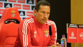 As situações de João Mário, Arthur Cabral e Marcos Leonardo, possíveis reforços e Champions: tudo o que disse Roger Schmidt