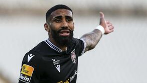 Derick Poloni volta a Portugal para reforçar o Farense