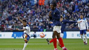 Angel Gomes e Tino Livramento em estreia nos convocados de Inglaterra 