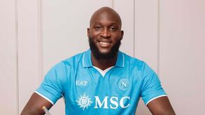 Romelu Lukaku é reforço do Nápoles  