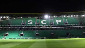 Sporting estreia novo sistema de iluminação no clássico
