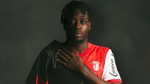 Arrey-Mbi convocado para os sub-21 da Alemanha