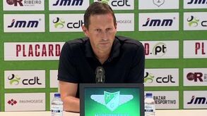 Roger Schmidt: «Temos muitos problemas para marcar golos. Não sei porquê...»