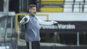 Chicotada em Lourosa: Renato Coimbra rescinde após derrota com o Sp. Braga B