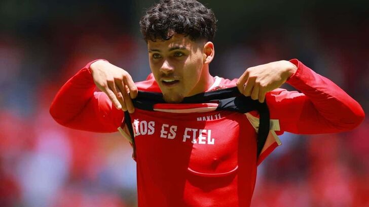 Maxi Araújo muito perto do Sporting