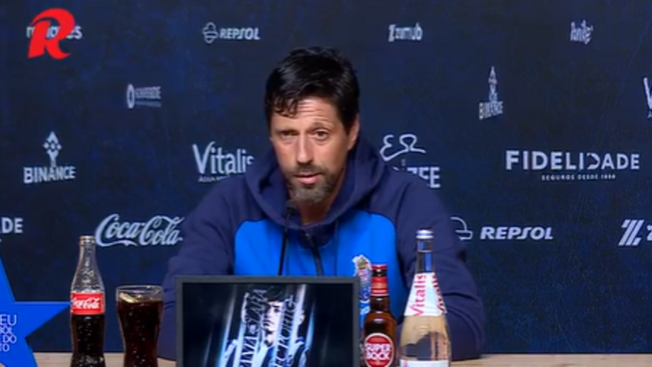 Treinador do FC Porto aborda mercado de transferências