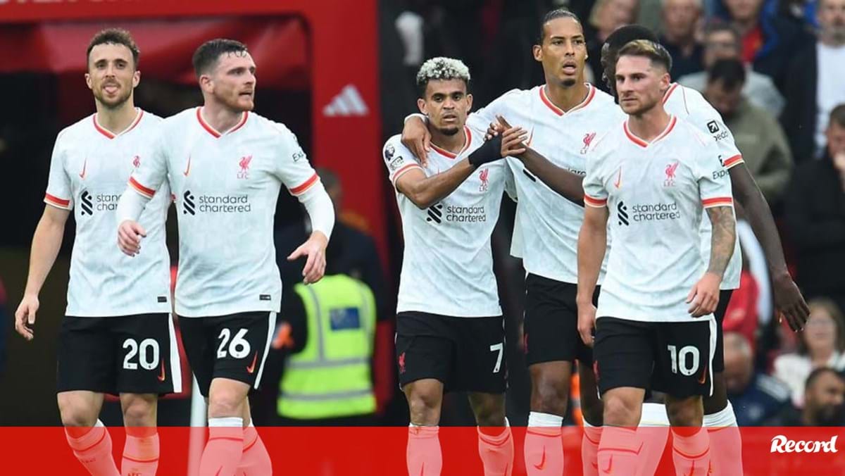 A crónica do Man. United-Liverpool: 0-3: estes reds são de outra loiça