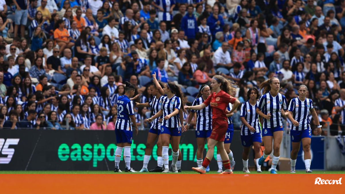 A crónica do FC Porto-U. Leiria, 9-0: recorde na bancada e goleada no campo