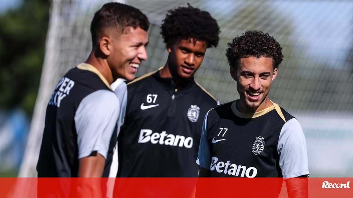 Rúben Amorim volta ao trabalho no Sporting com 12 'reforços' da formação