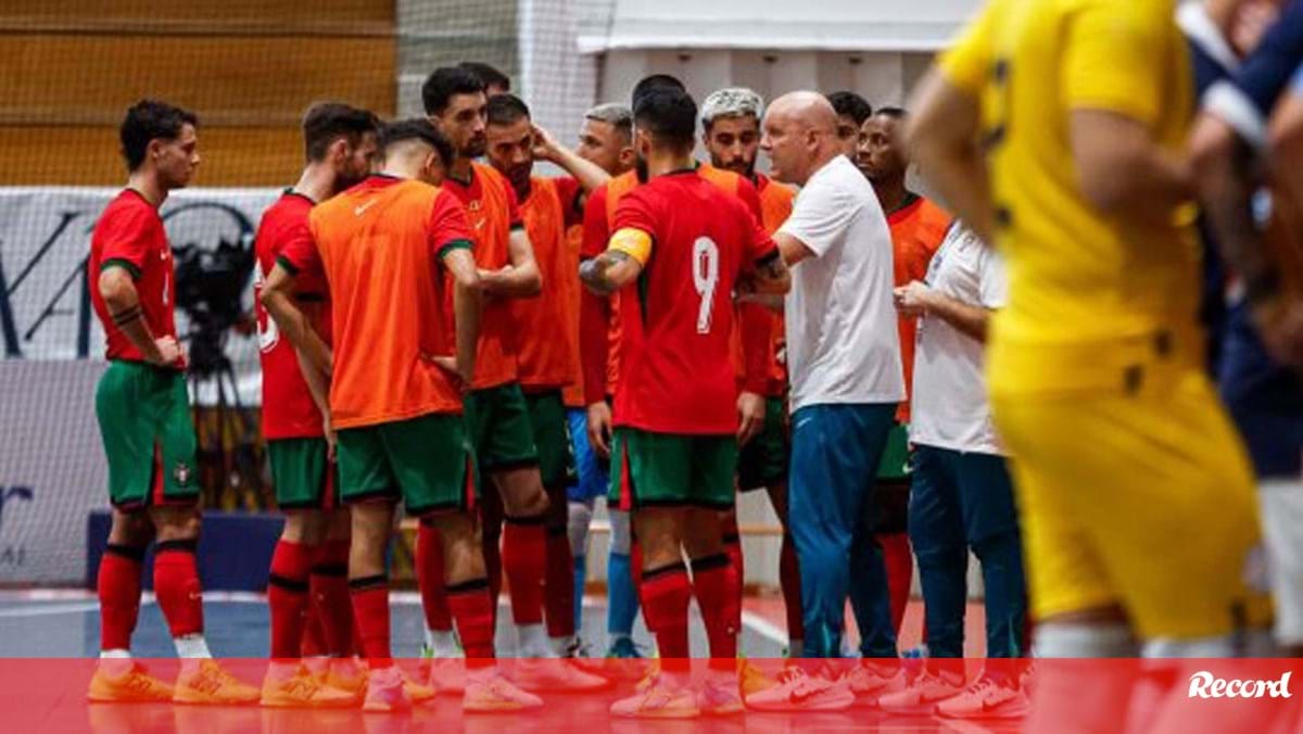 Jorge Braz após empate frente ao Paraguai: «Estou bastante satisfeito com este mês»