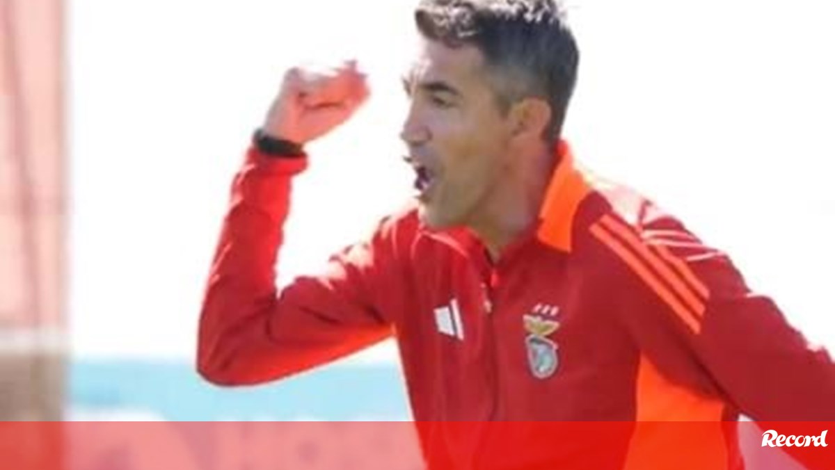 «É um ritmo sempre alto»: Bruno Lage muito interventivo no primeiro treino no Benfica