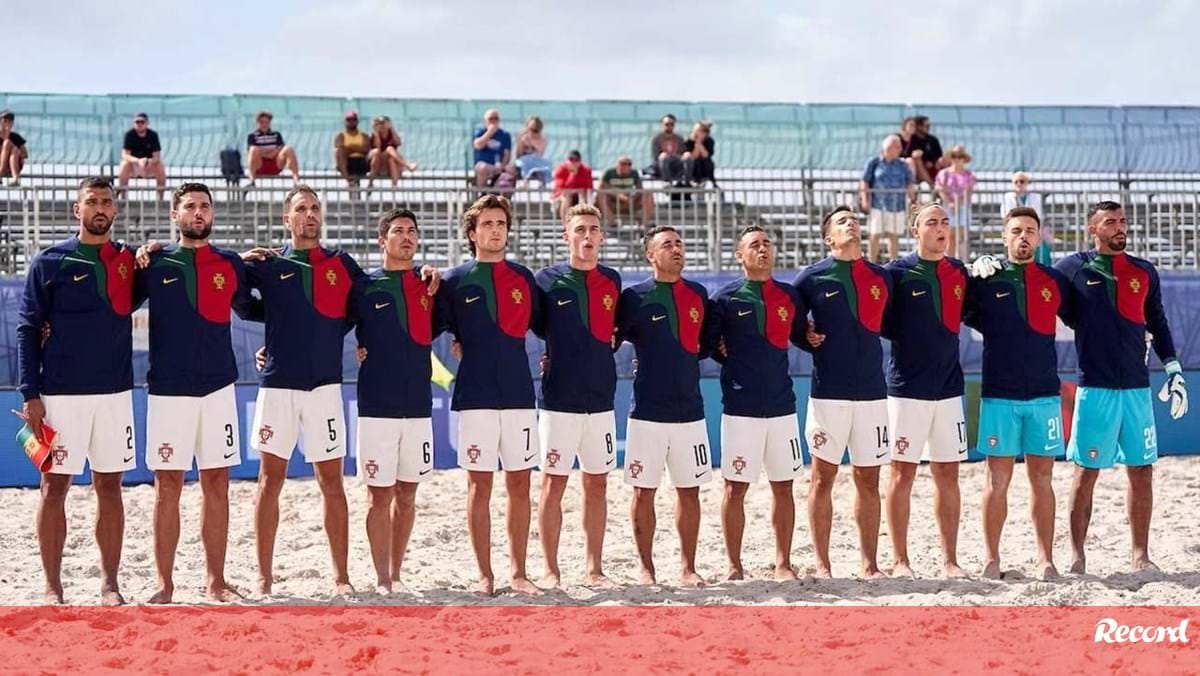 Portugal estreia-se no torneio masculino da Super Final da Liga Europeia com uma goleada