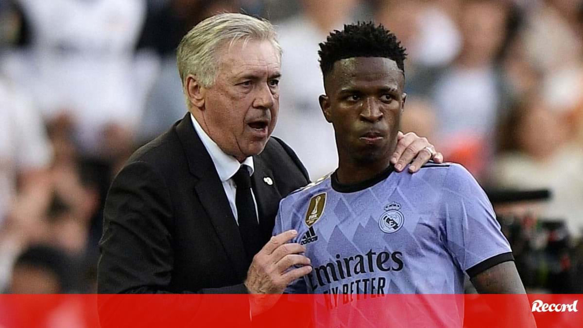 Ancelotti sai em socorro de Vinícius e Rodrygo