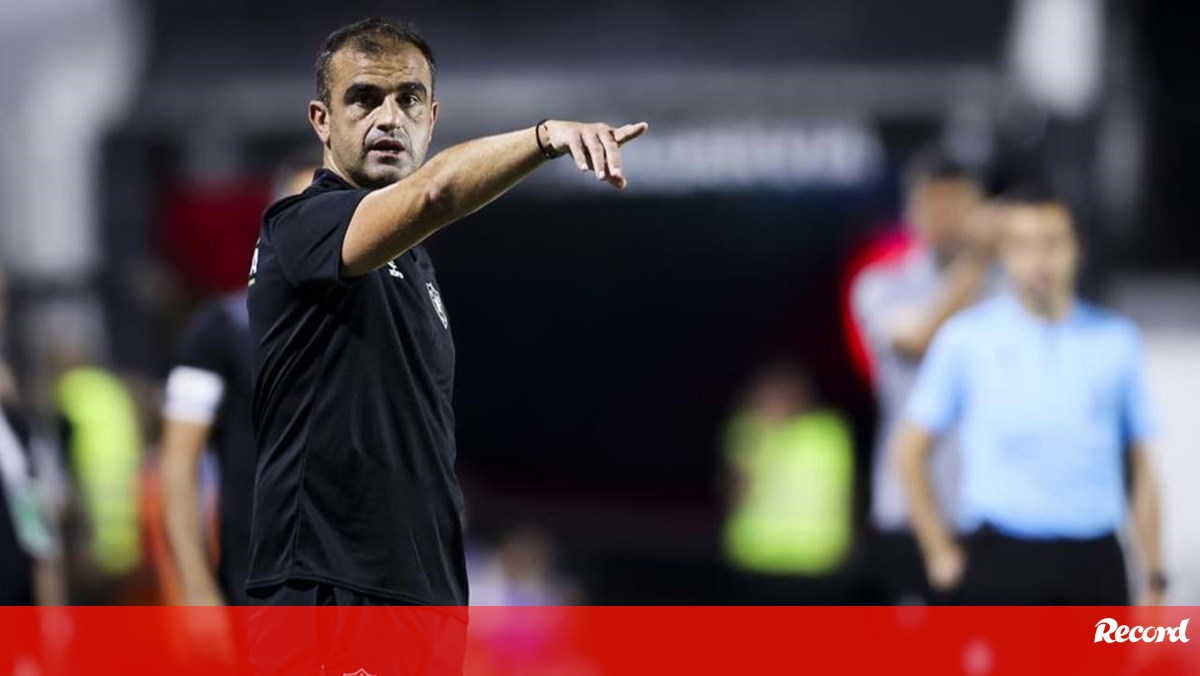 Filipe Martins: «Sinto a equipa ansiosa, precisa de uma vitória»