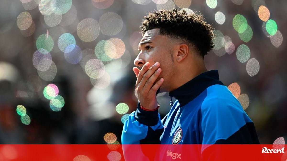 Paul Parker critica Sancho: «Daqui a 20 anos ainda vai estar a falar do United»