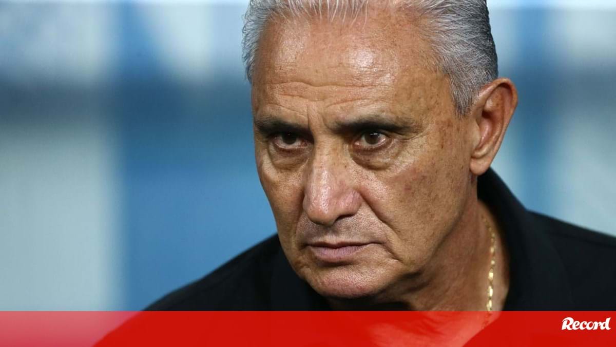 Oficial: Tite deixa comando técnico do Flamengo