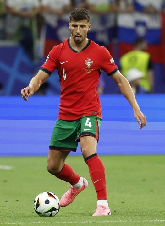 Rúben Dias