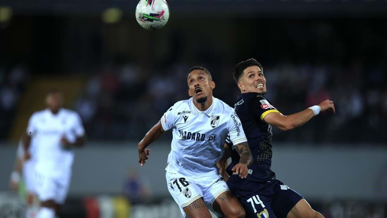 Francisco Moura defrontou o V. Guimarães esta noite