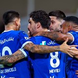 Rúben Neves brilha com duas assistências no triunfo frente ao Al Ittihad e Al Hilal de Jesus é líder isolado