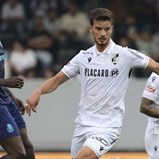 As notas dos jogadores do V. Guimarães frente ao FC Porto: fracassou o plano para travar o furacão