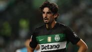 TRINCÃO: O Sporting pagou 10 milhões pelo internacional português (3 M€ de empréstimo e 7 M€ de obrigação de compra), mas o Barcelona fica com 40% de uma venda seguinte e ainda pode recrutá-lo por 20 milhões
