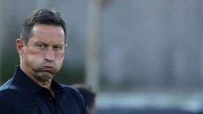 Roger Schmidt sai com a época ainda no início: como foi antes no Benfica?