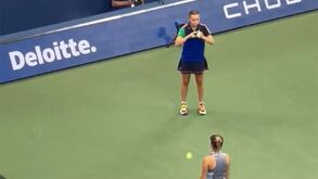O gesto de cazaque no US Open que está a indignar o mundo do ténis