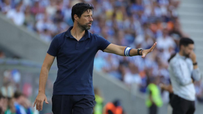 FC Porto no mercado à procura de um central