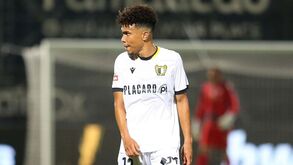 Gustavo Assunção garantido no AVS SAD por uma época