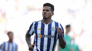 Galeno não treinou no Olival mas saída para o Al Ittihad está em risco