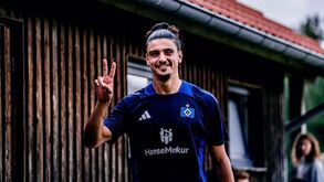 Guilherme Ramos reforça Santa Clara por empréstimo do Hamburgo