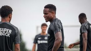 Sporting vende Jovane ao Estrela por 800 mil euros