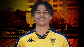 Manga Foe-Ondoa reforça o Estoril