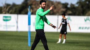 Amorim chamou mais um guarda-redes e aumentou para 13 os 'reforços' da formação no treino