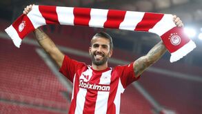 Sérgio Oliveira rescinde com Galatasaray e volta à Grécia para jogar no Olympiacos