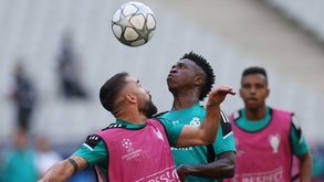 «Espanha não é racista»: Carvajal responde a Vinícius e instala clima de tensão no Real Madrid