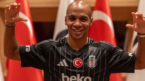 João Carlos Teixeira aplaude decisão de João Mário: «Pode triunfar em qualquer campeonato»