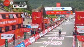 Urko Berrade dá a terceira vitória à Kern Pharm e Ben O'Connor resiste mais um dia na liderança da Volta a Espanha