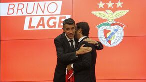 As melhores imagens da apresentação de Bruno Lage como novo treinador do Benfica