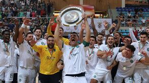 Sporting exibe quatro troféus no João Rocha