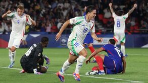 A crónica do França-Itália, 1-3: passeio italiano no parque
