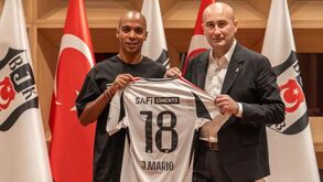 João Mário no Besiktas vai render 237.500 euros ao Sporting