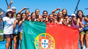 Seleção feminina na luta pelo 3.º lugar no Europeu jovem de padel