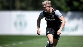 Sporting vence Mafra em jogo-treino na estreia de Harder