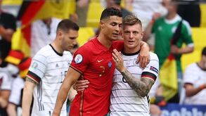 Kroos e os 900 golos de Cristiano Ronaldo: «Nem se juntar os dos treinos...»