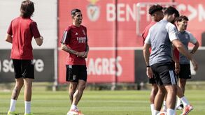 Di María apresenta-se a Bruno Lage: extremo já voltou ao Seixal