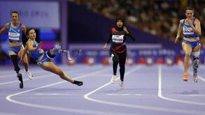 Queda aparatosa a poucos metros da meta deixa italiana fora do pódio nos Jogos Paralímpicos