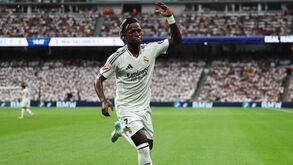 Cañizares responde a Vinícius: «Se não é bem visto em Espanha, não é por causa da sua etnia»